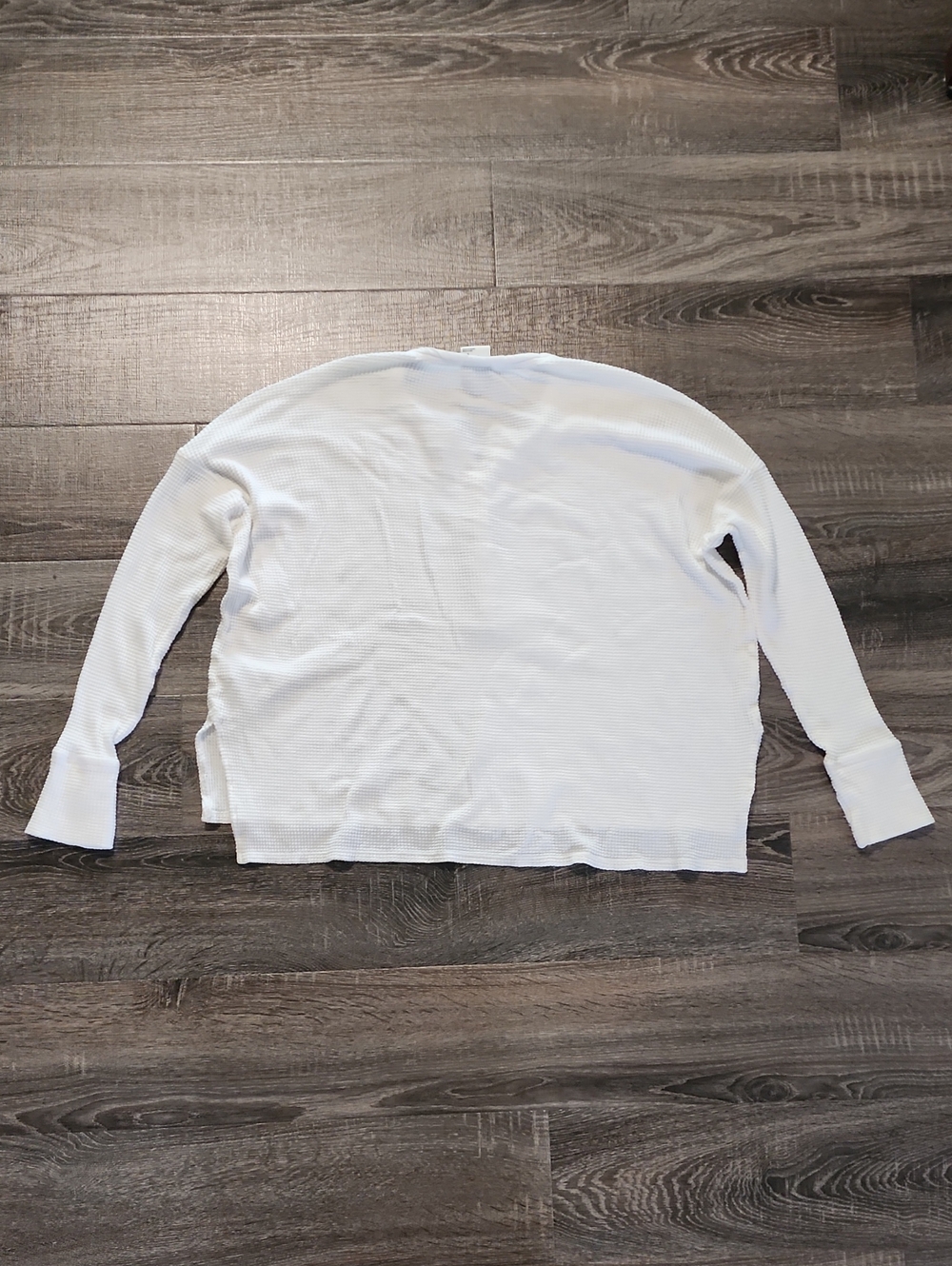 šµ Offline Oversized Thermal Top šµ - Picture 5 of 5
